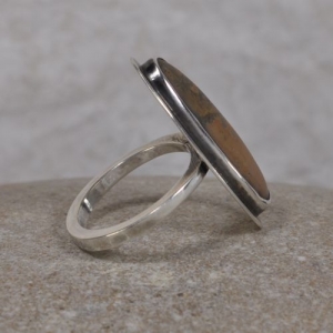 Ring aus Silber - mit Stein